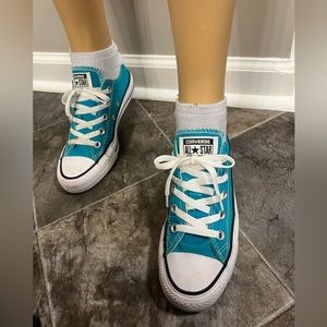 Turquoise Women Converse shoes size 6